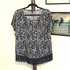 Notations Women's S Black Gray Ivory Short Sleeve Fringe Bottom Scoop Neck EUC